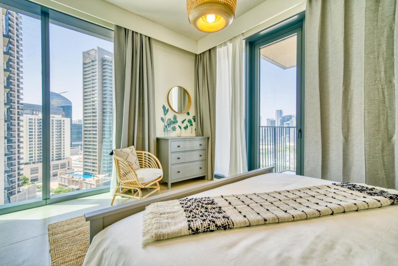 Incredible Views From This Classy Apt With Terrace ドバイ エクステリア 写真